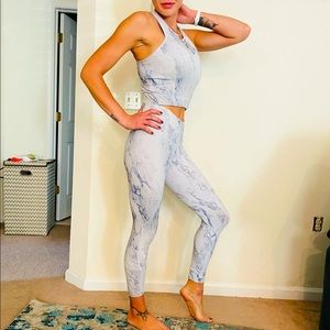 VARLEY yoga set marble print size M